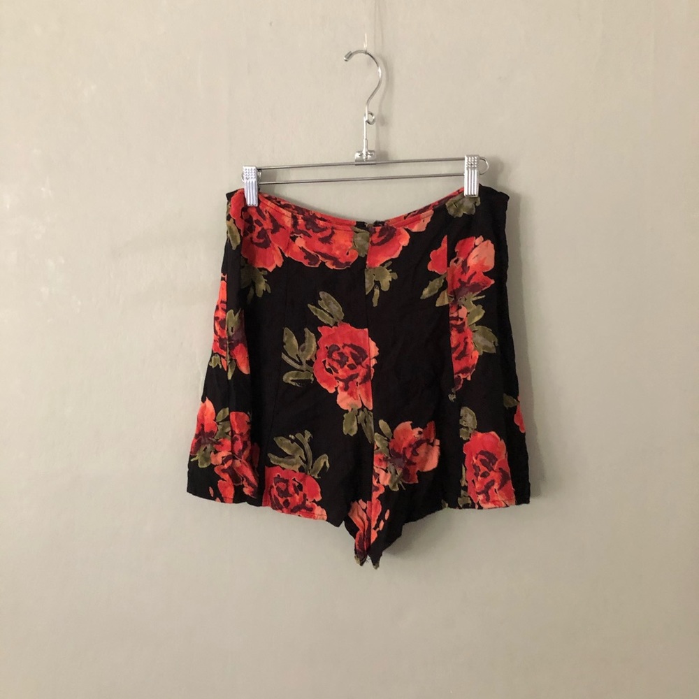 Kimichi Blue Floral Shorts
